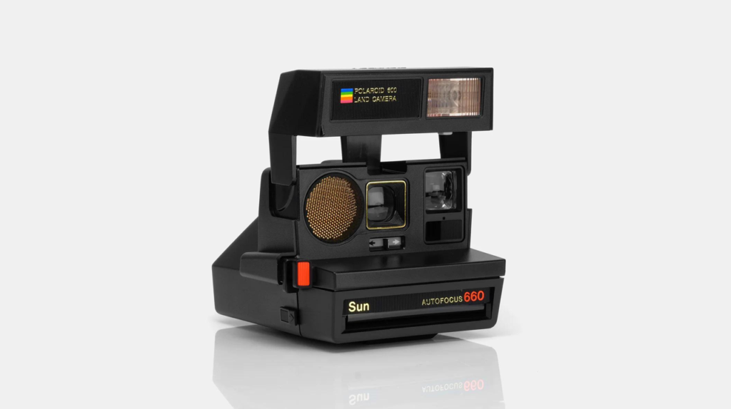 Polaroid Sun 660 Camera